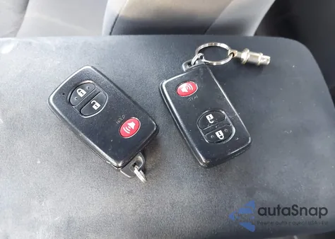 2012 Toyota Prius Two из США, поврежденный, VIN JTDKN3DU7C5504979